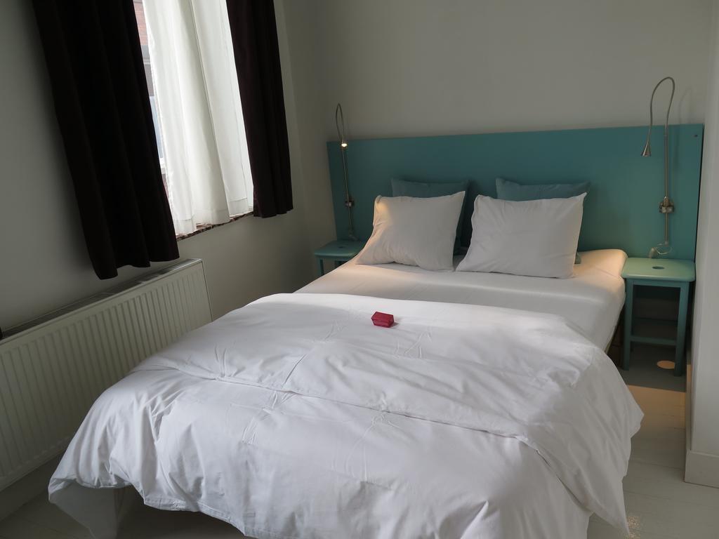 Apartment Jules & Jim Ντινάντ Δωμάτιο φωτογραφία