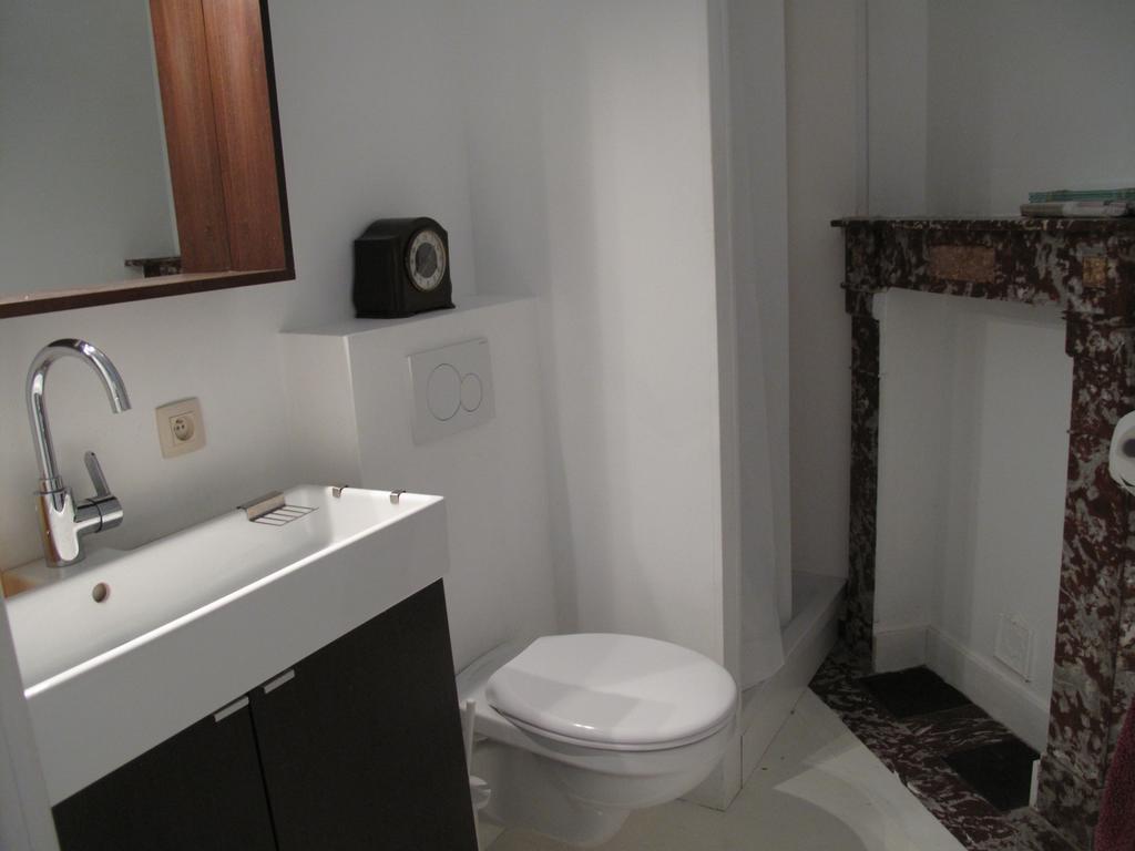 Apartment Jules & Jim Ντινάντ Δωμάτιο φωτογραφία