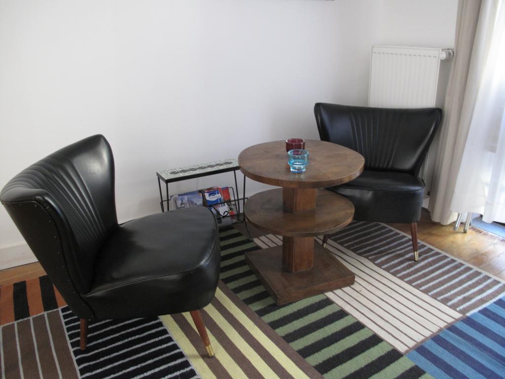 Apartment Jules & Jim Ντινάντ Δωμάτιο φωτογραφία